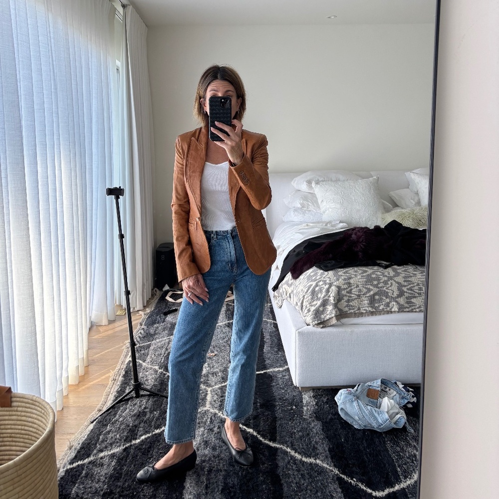 Rachel Zoe, Brown leather jacket, size 4 fitting like a 0, in good condition
